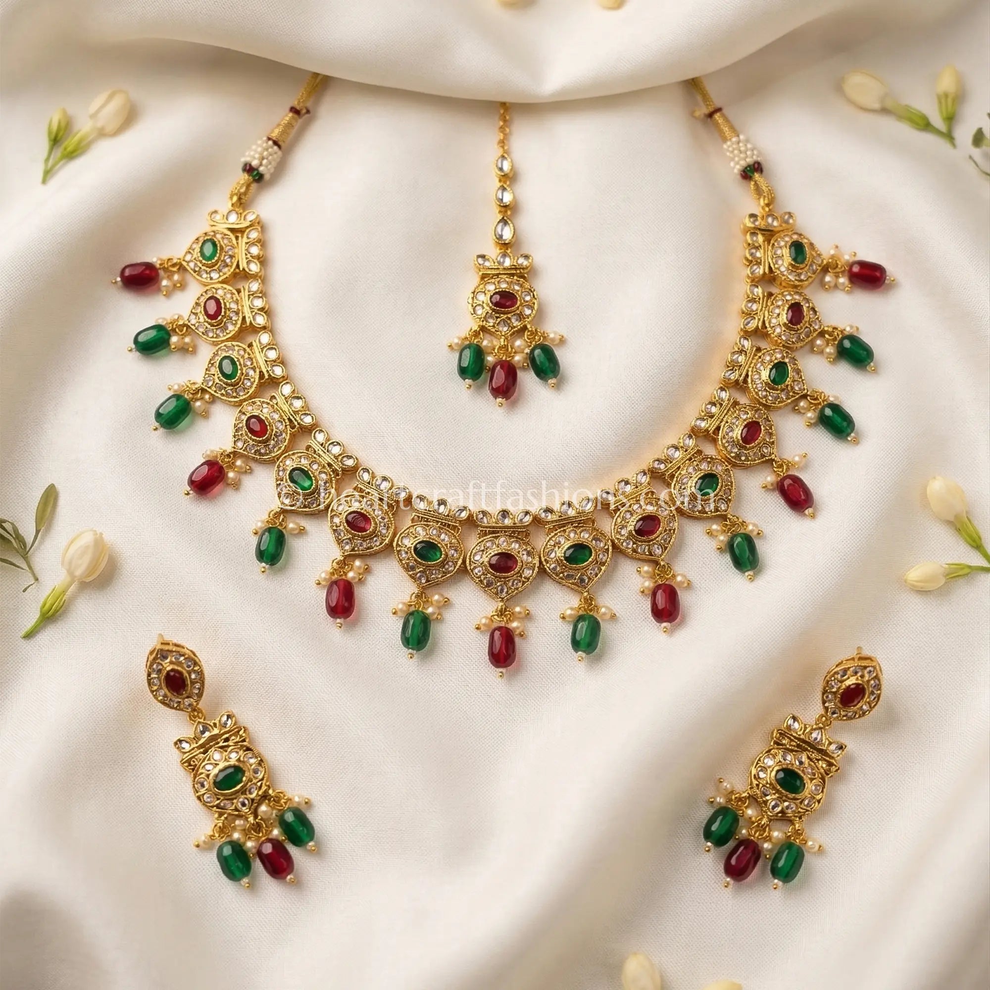 Ahmedabadi Kundan Navrang Drop Royal Choker