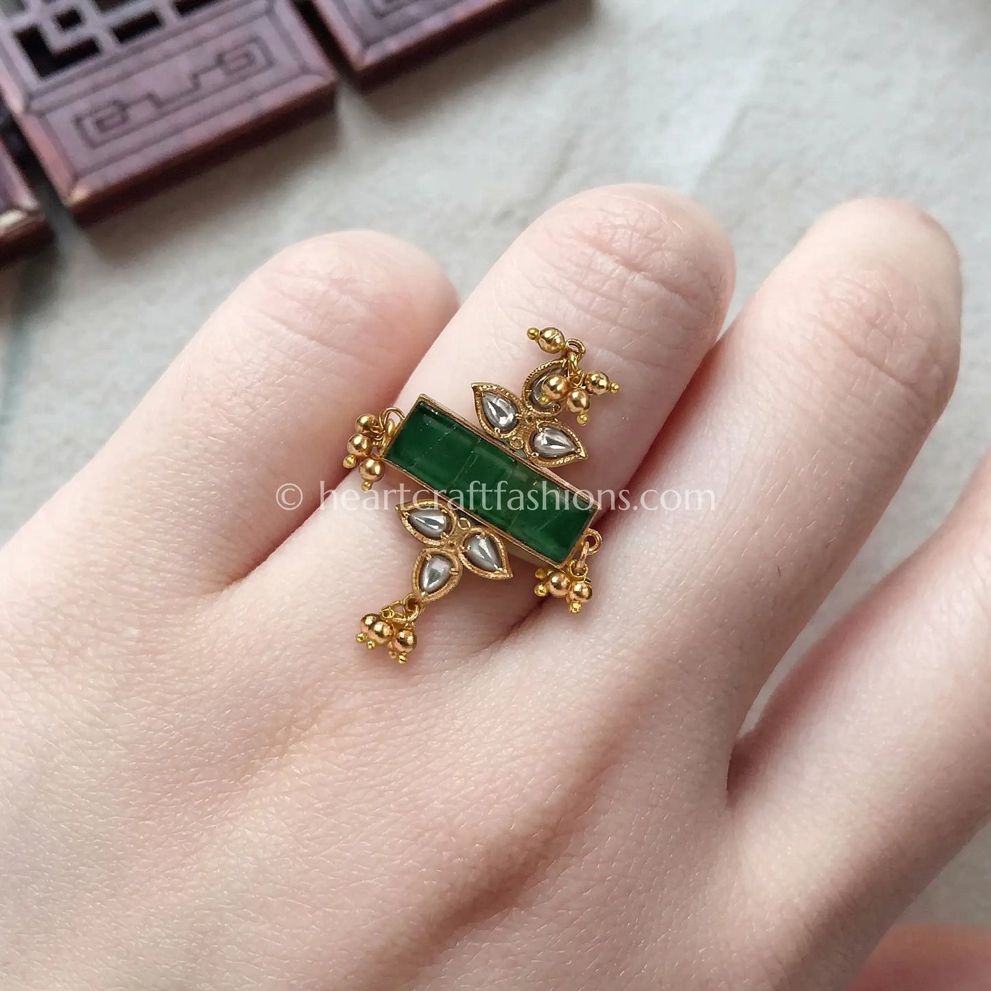 Amrapali Emerald Ghungroo Ring