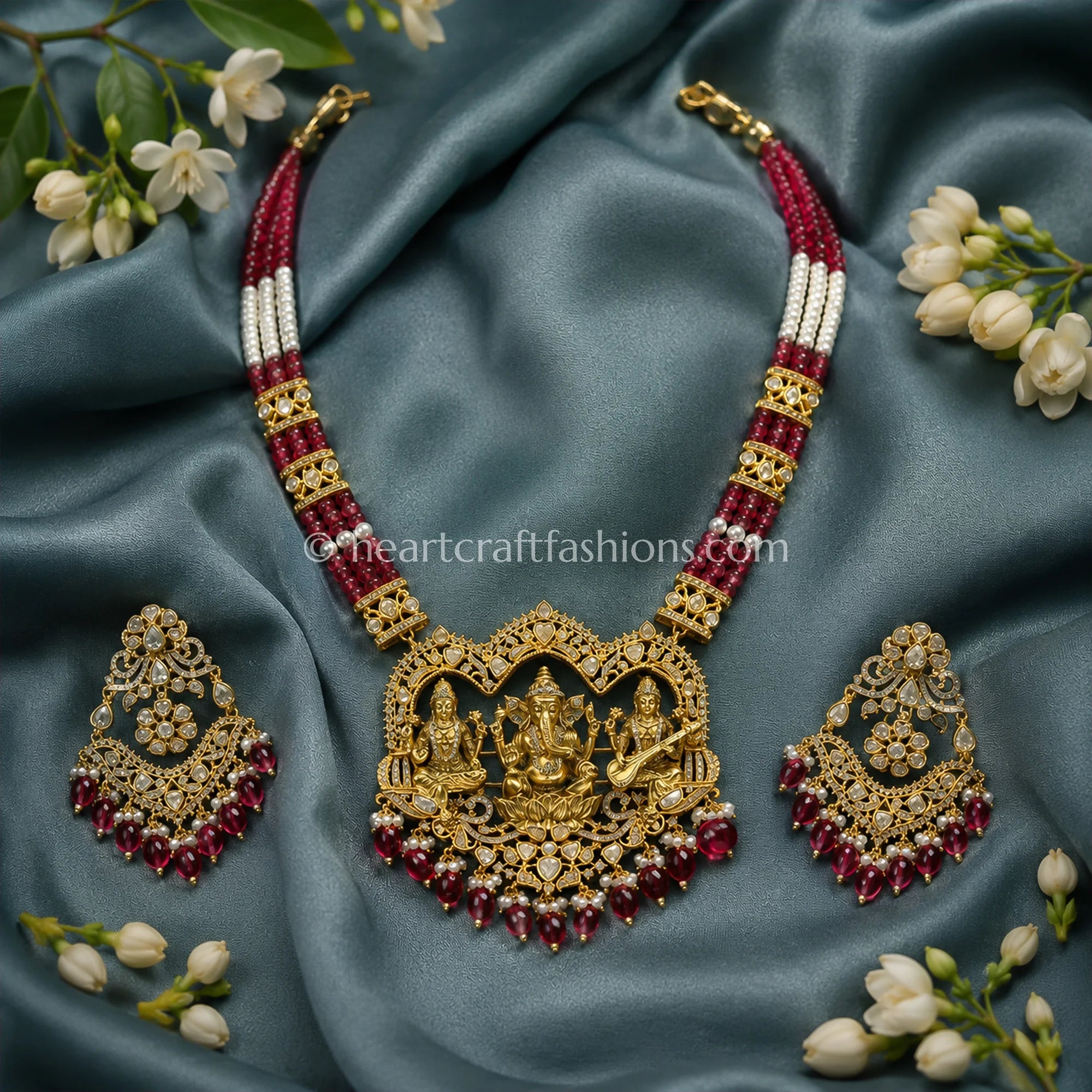 Sarva Siddhi Royal Haar