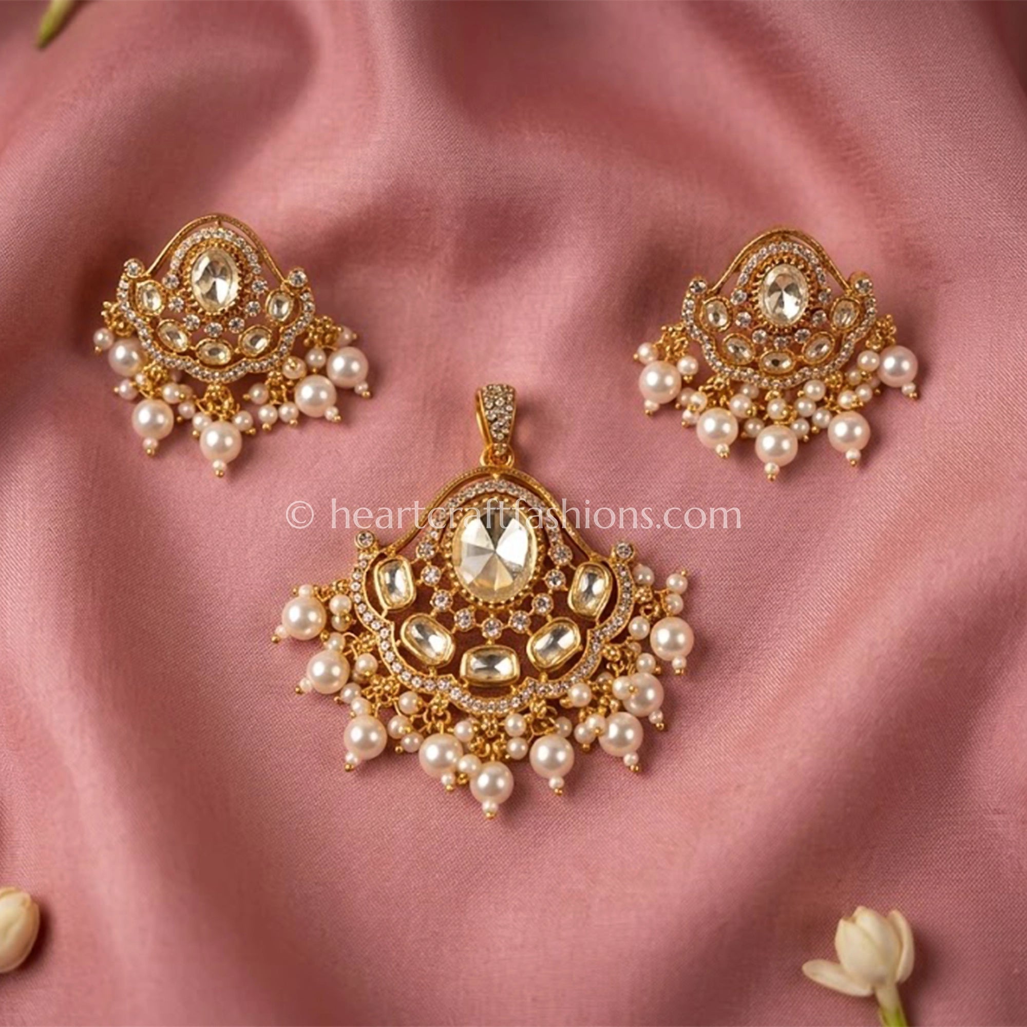 Chandrika Moissanite Polki Pendant Set
