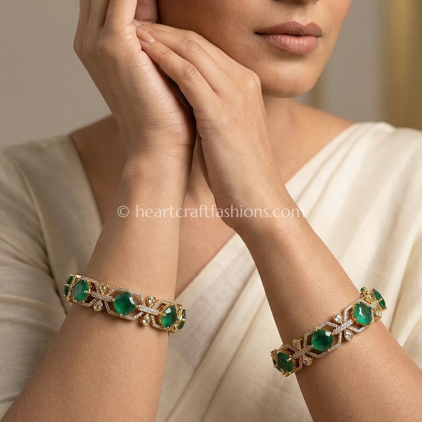 Emerald Sunehri Kundan Doublet Bangles