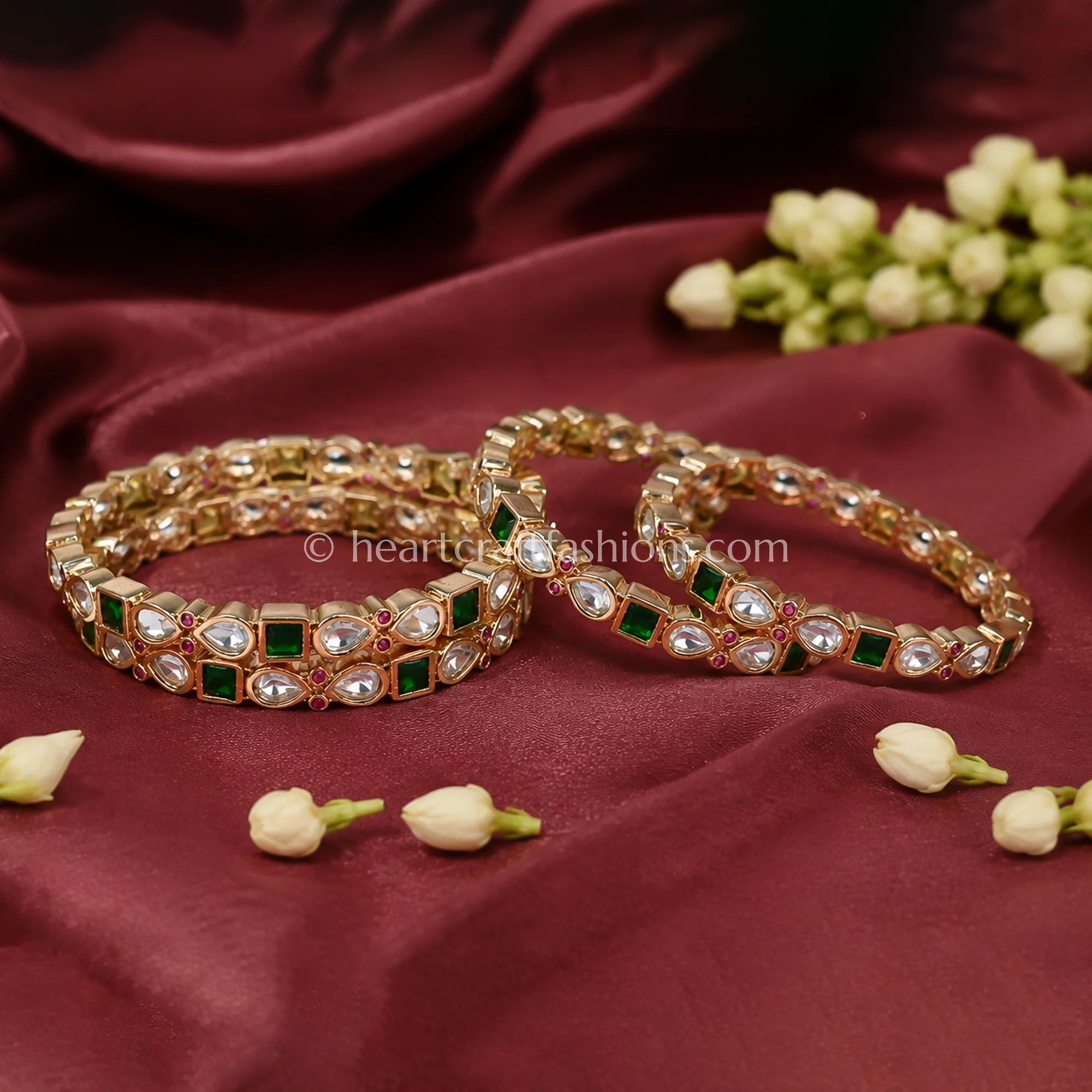 Emerald Double Line Sunehri Kundan Bangle Set