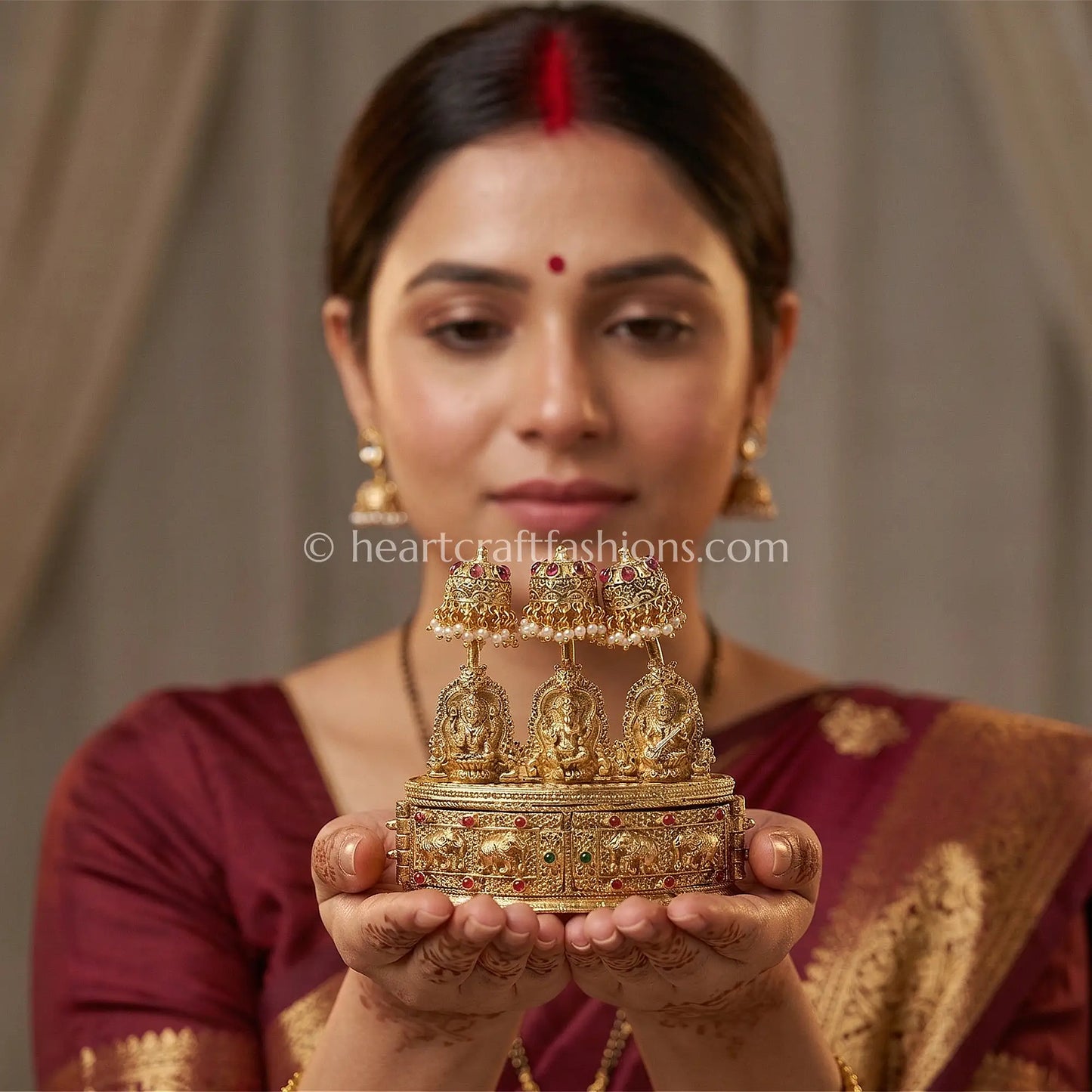 Lakshmi Saraswati Ganesha Sindoor Box (Jhumka Top)