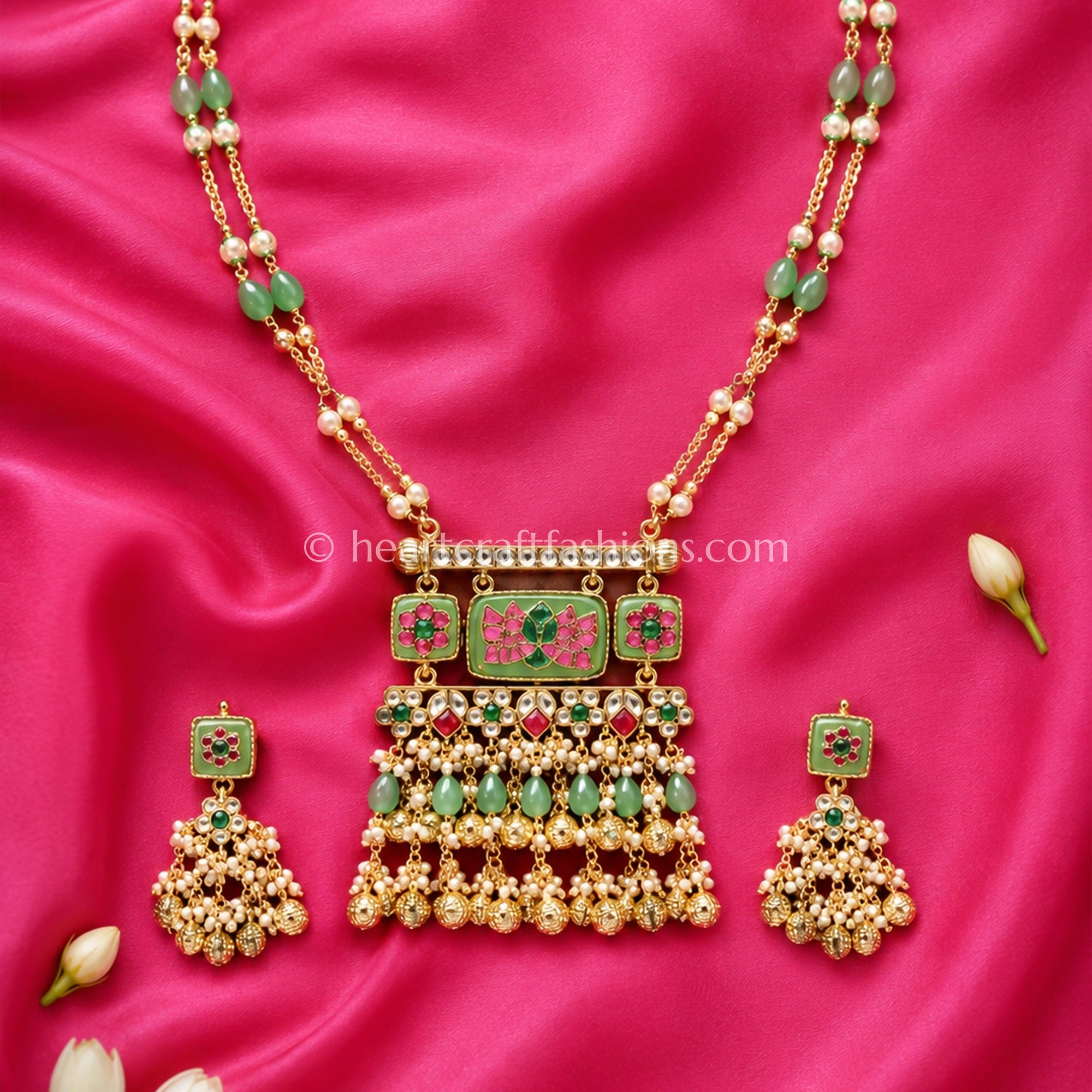 Mehreen Green Heritage Pachi Kundan Pendant Necklace Set