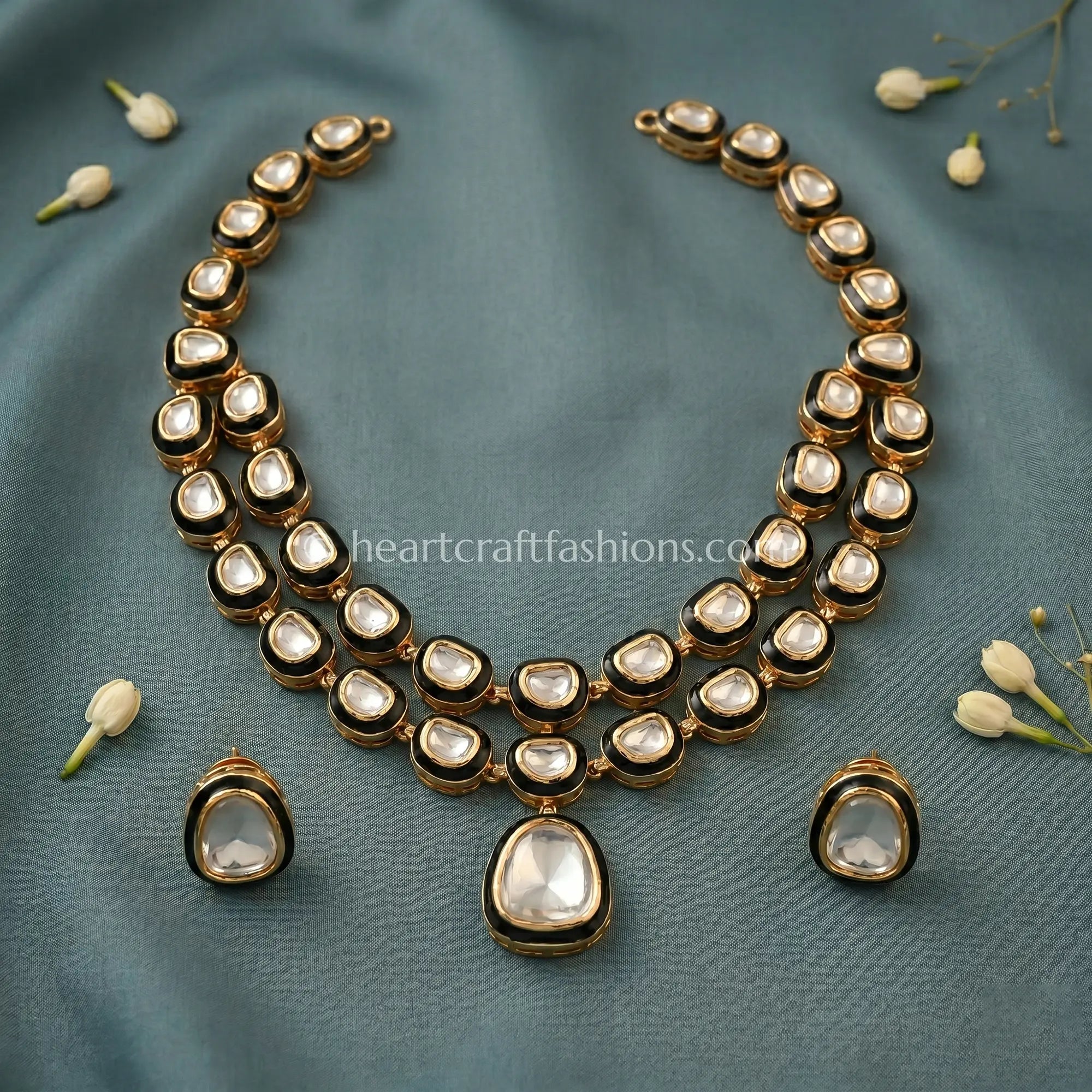 Midnight Glow Uncut Sunehri Kundan Layered Necklace Set