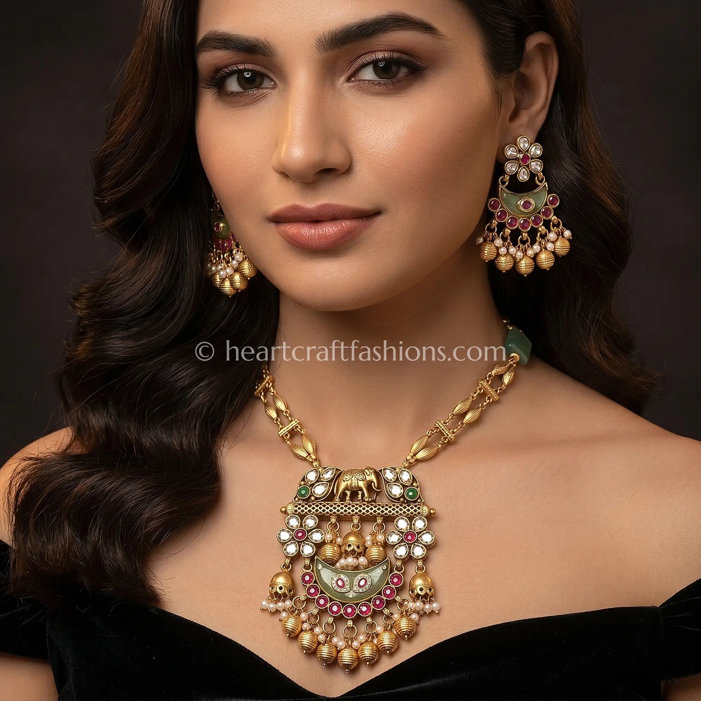 Mint Green Heritage Pachi Kundan Pendant Necklace Set
