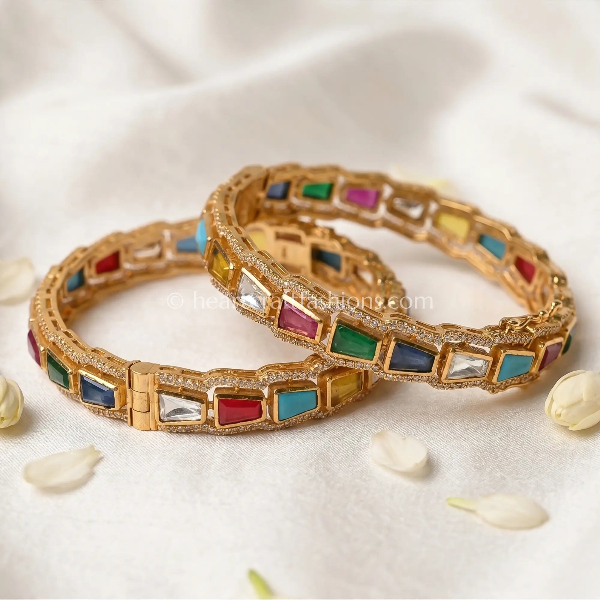 Navratna Sunehri Kundan Bangles