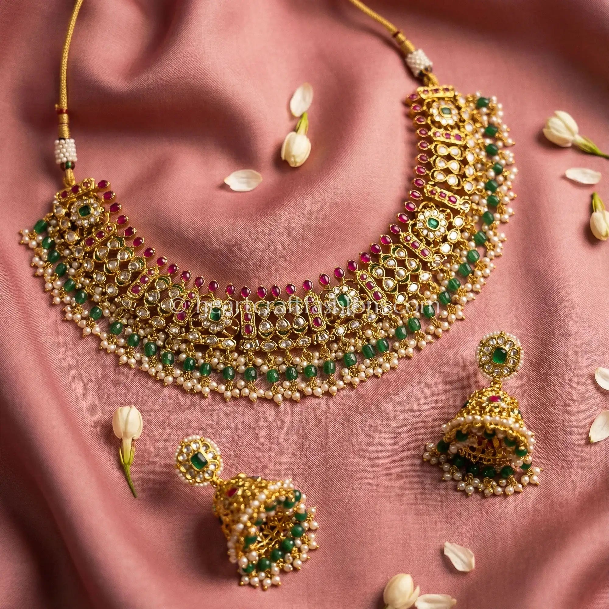 Rajwada Swarna Choker