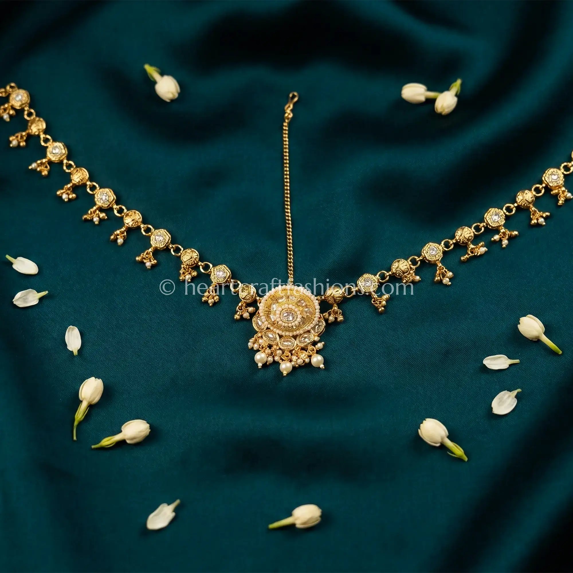 Royal Chandrika Mathapatti with Borla