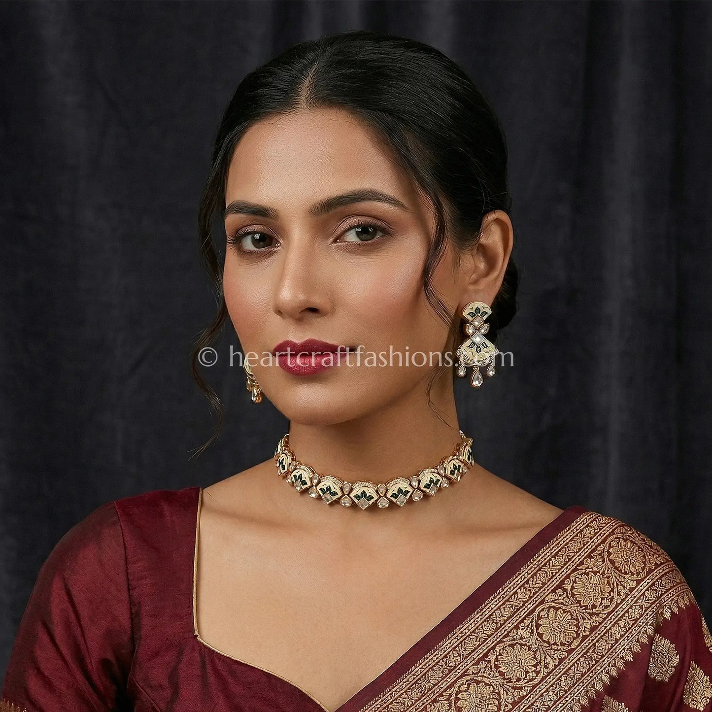 Sunehri Chandni Choker