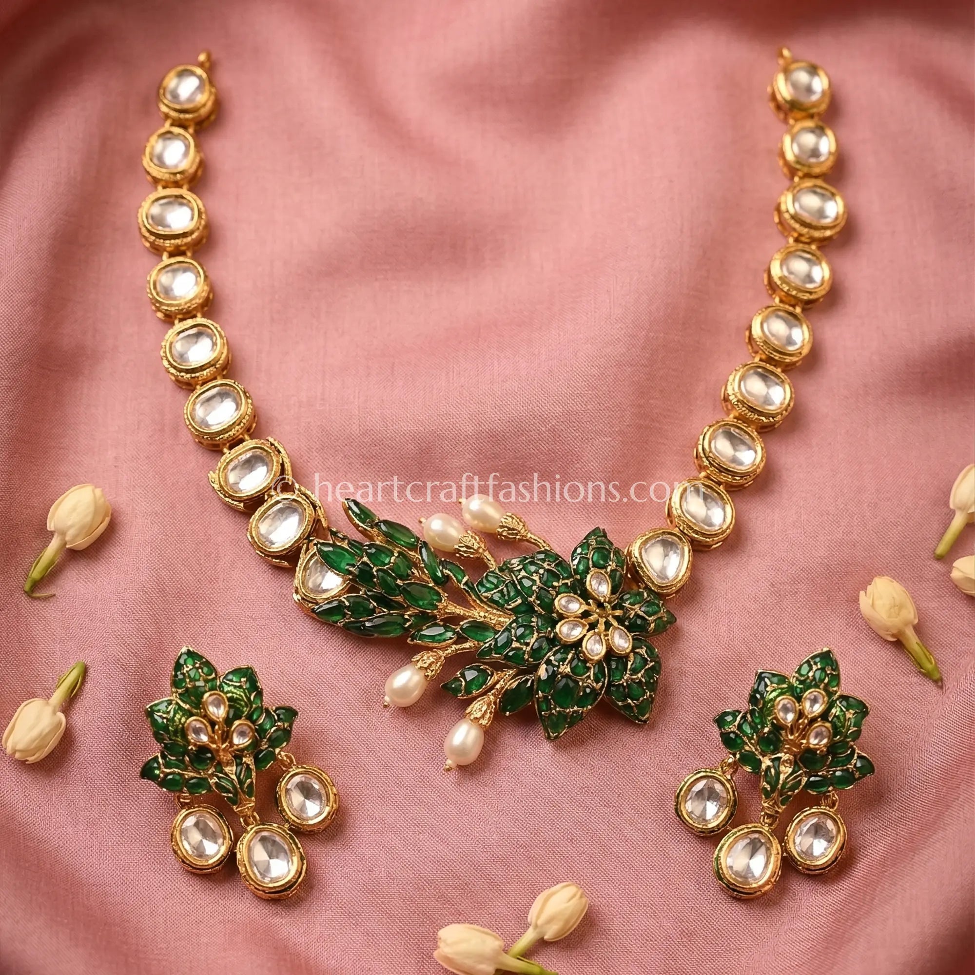 Vanya Emerald Bloom Moissanite Polki Set