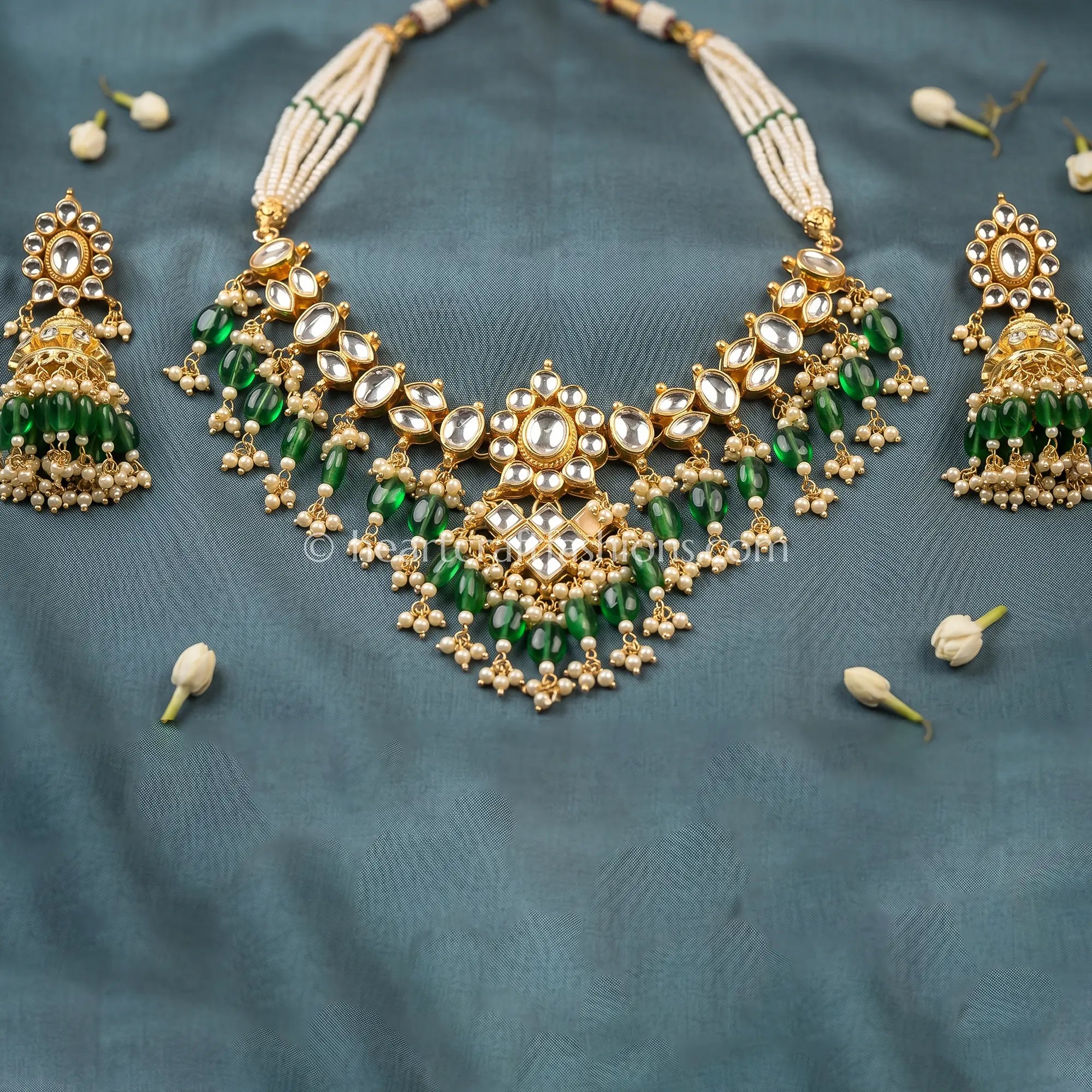 Varenya Royal Pachi Kundan Green Drop Set