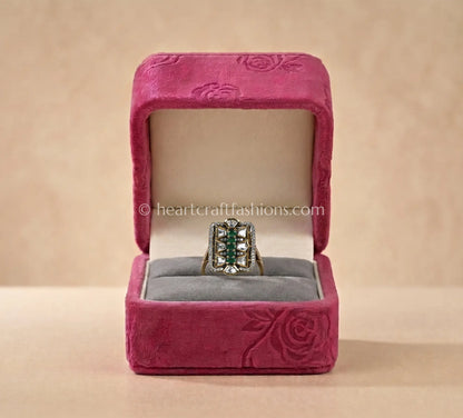 Zamarrud Art Deco Moissanite Ring