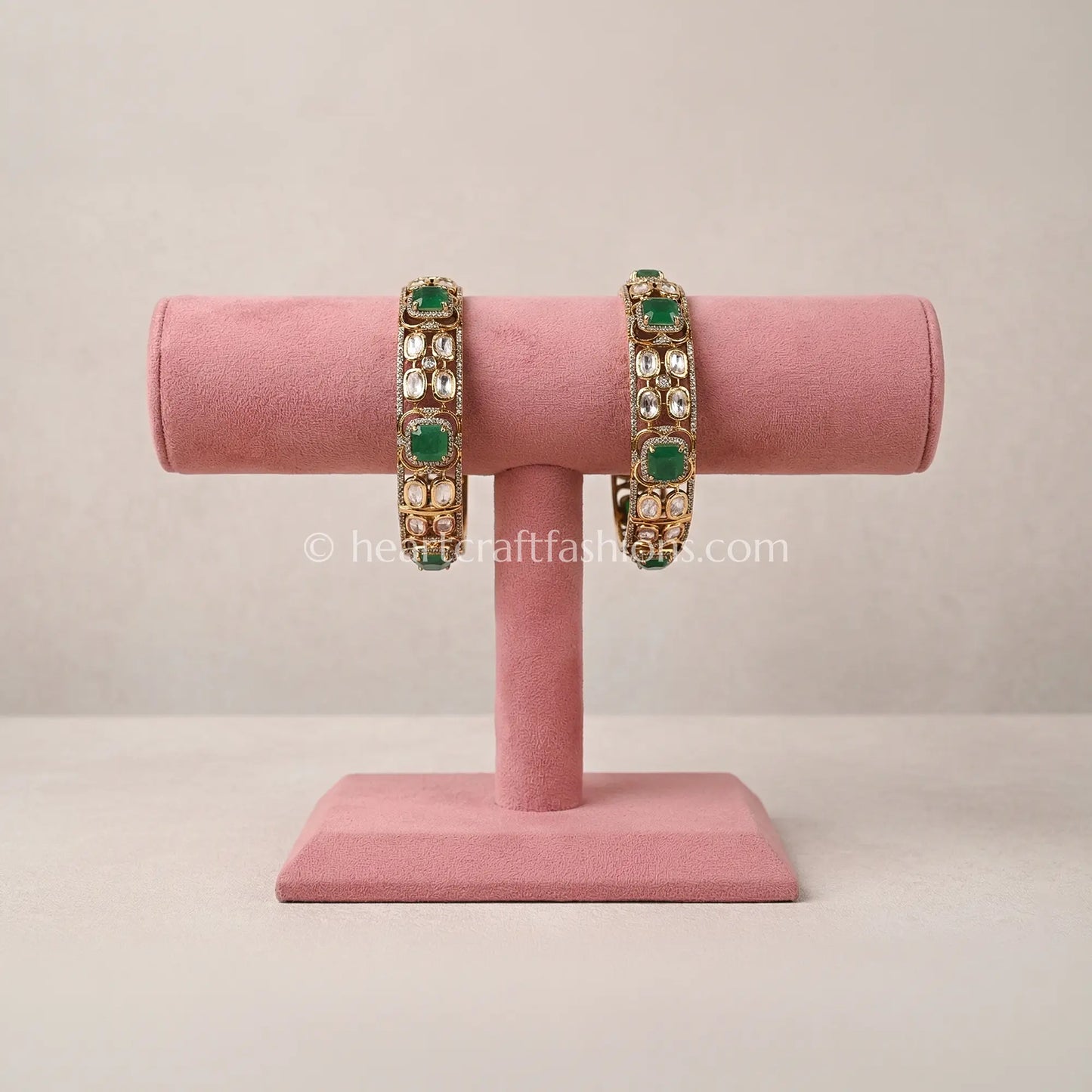 Emerald Doublet Sunehri Kundan Bangles