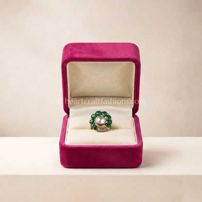 Sunehri Kundan Emerald Pushpa Ring