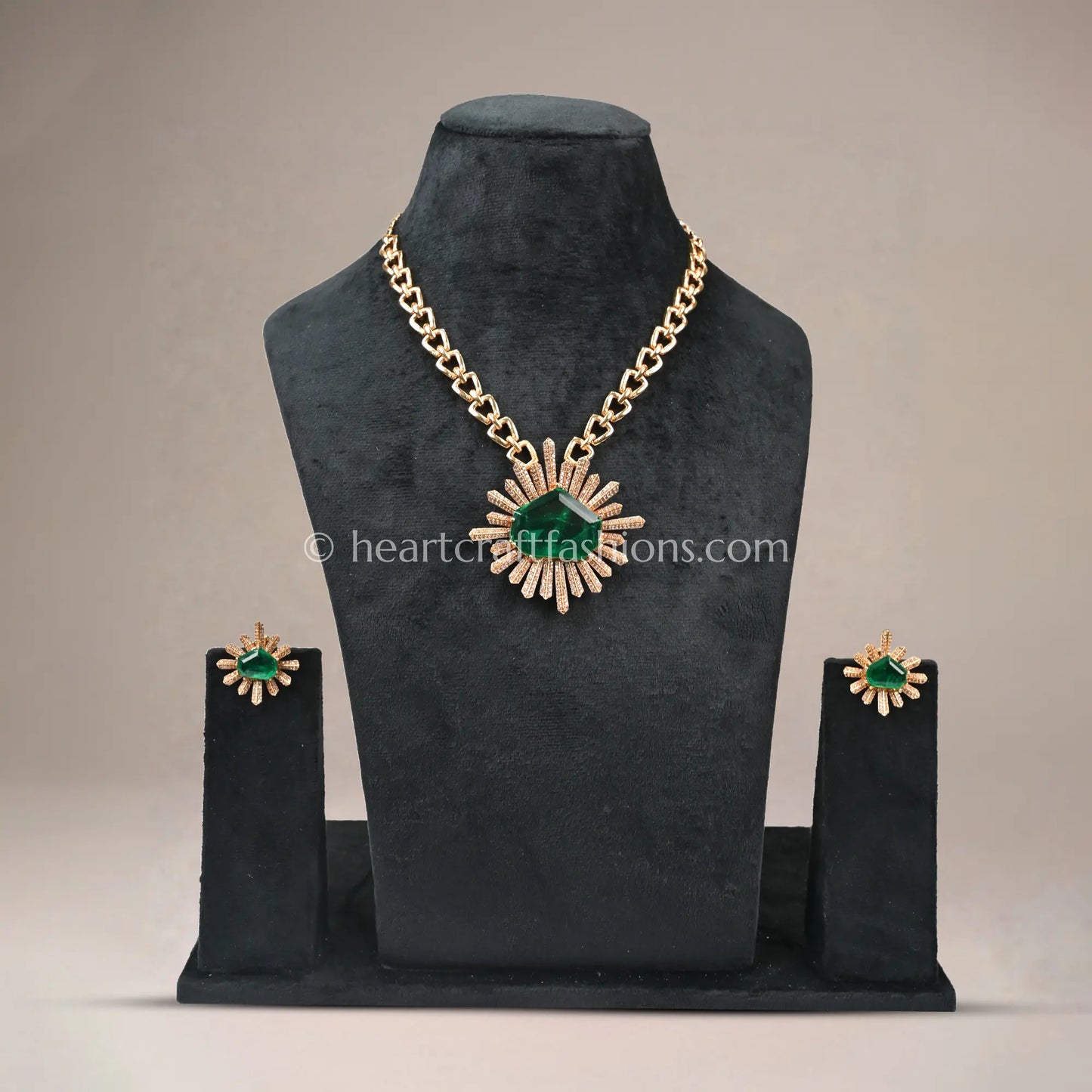 Emerald Green Designer Celebrity Doublet Statement Necklace Set