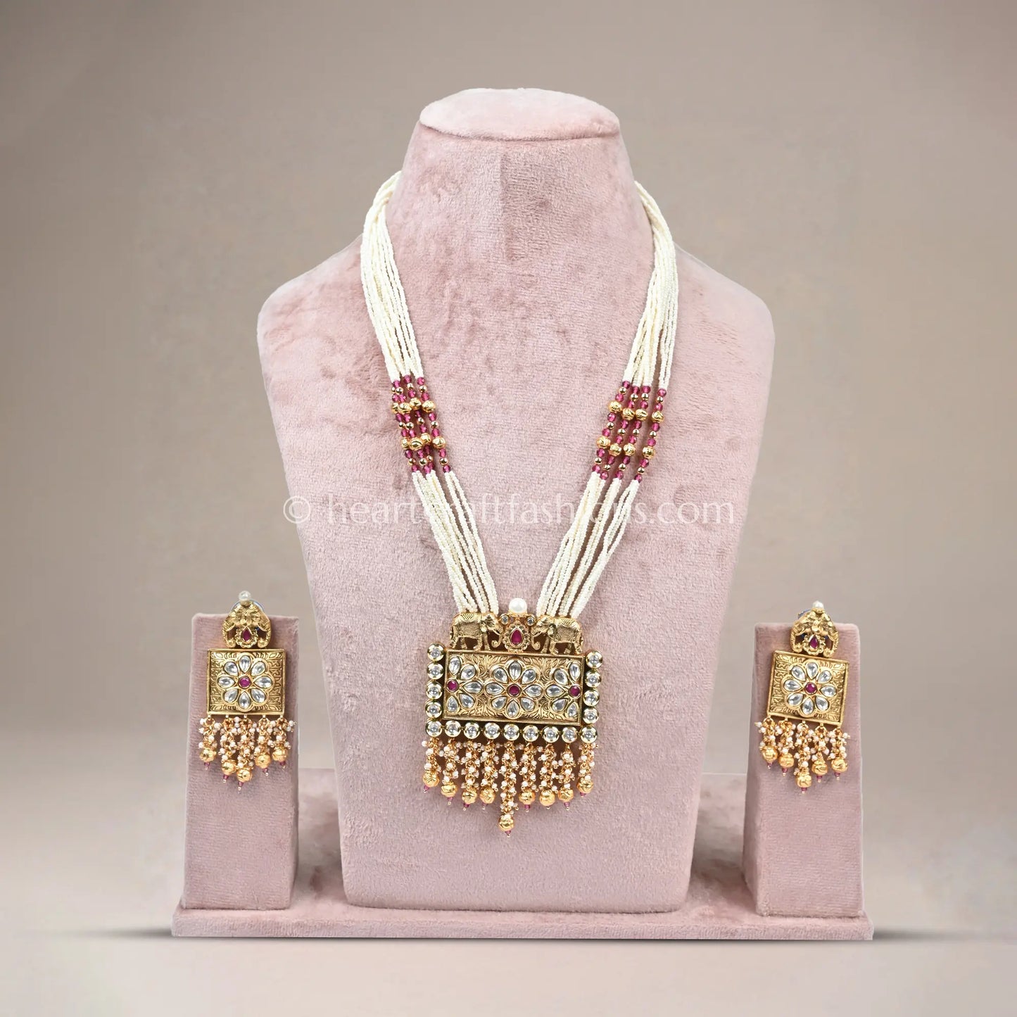 Gulnaar Ivory Pearl Heritage Pendant Necklace Set