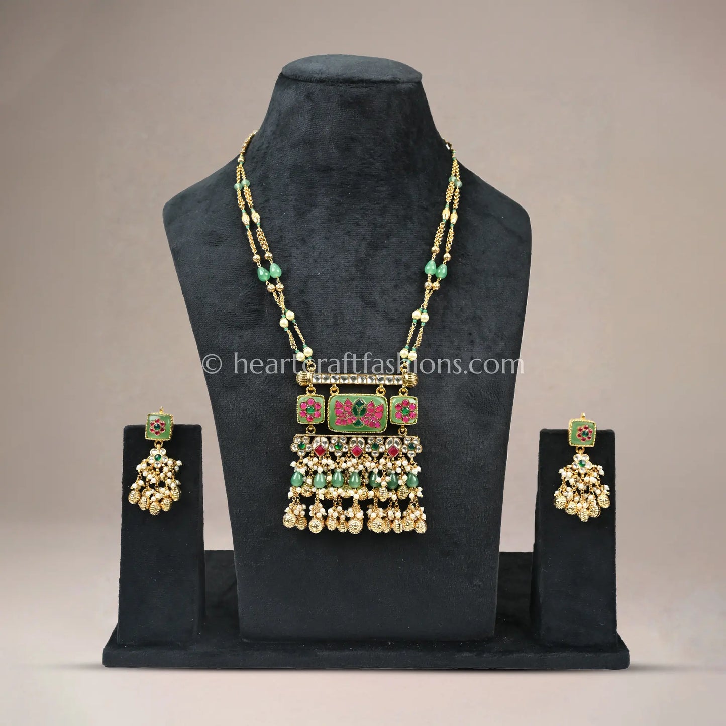 Mehreen Green Heritage Pachi Kundan Pendant Necklace Set