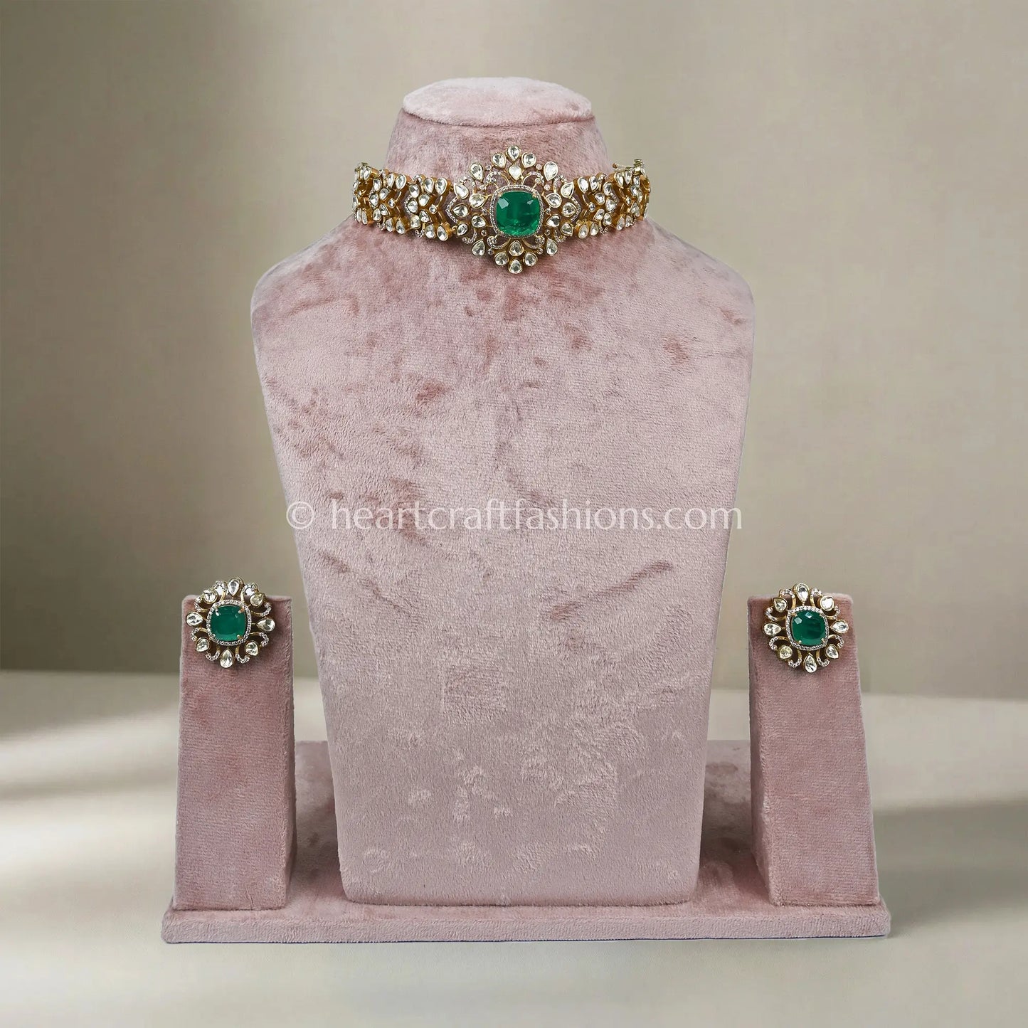 Vanya Green Doublet Moissanite Polki Choker Set