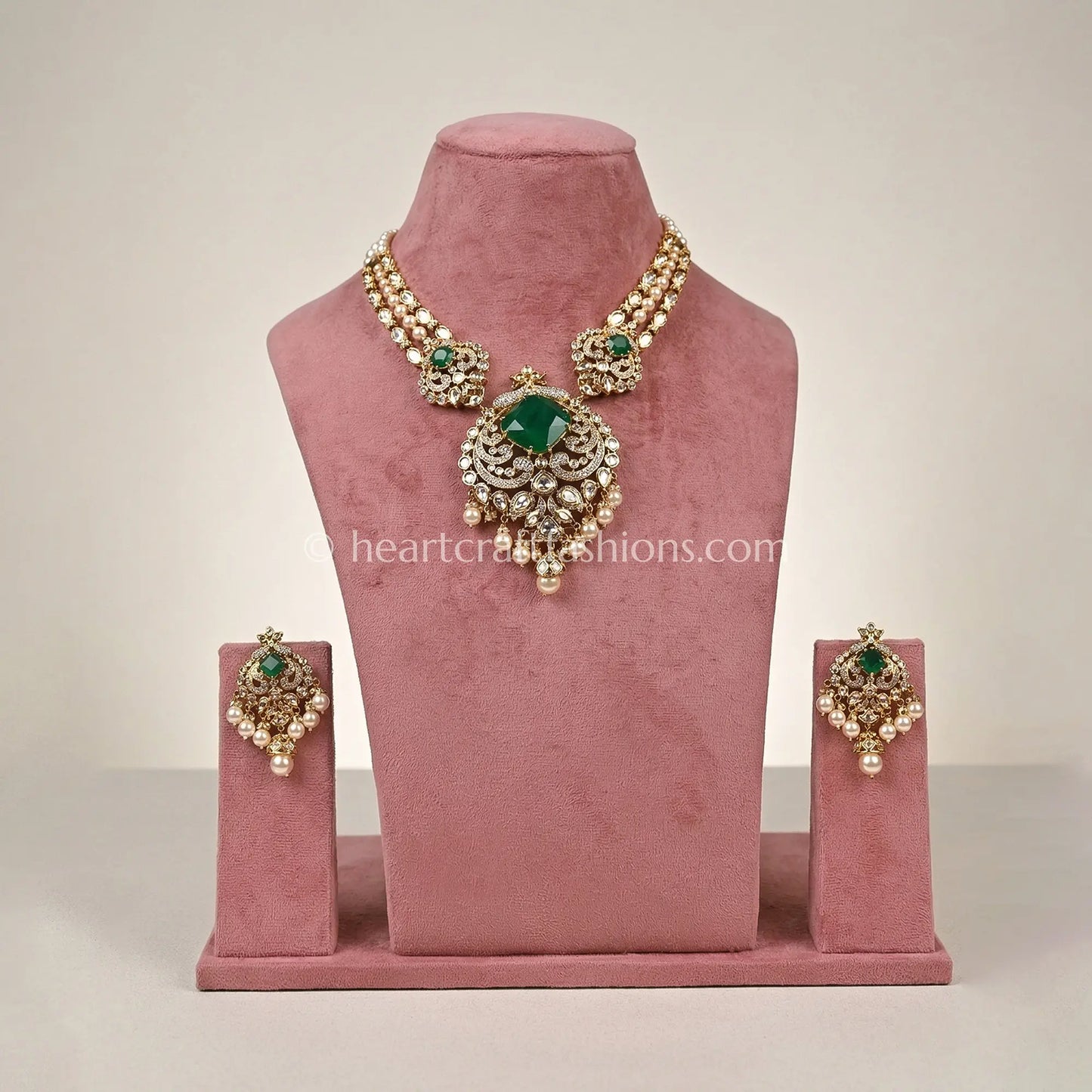 Royal Sunehri Kundan Green Doublet Statement Necklace
