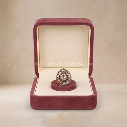Sunehri Kundan Classic Teardrop Ring