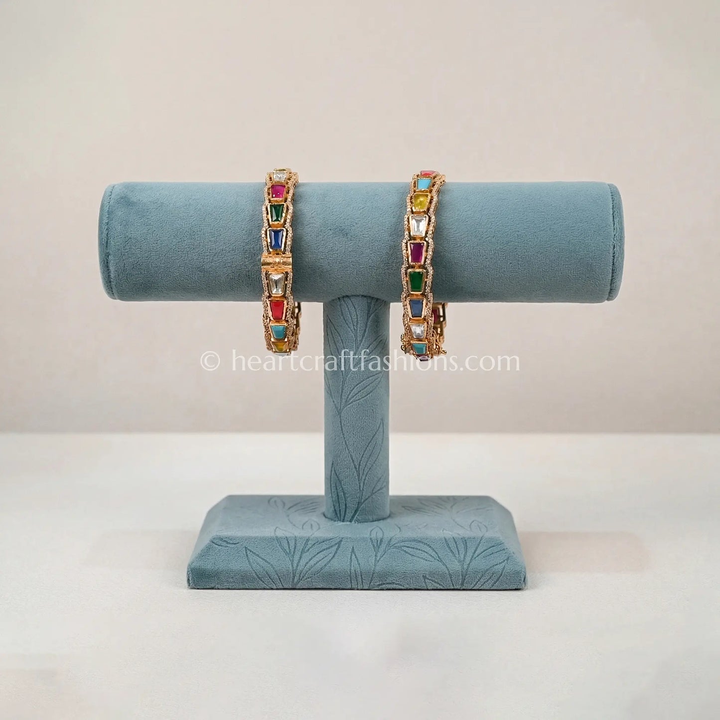 Navratna Sunehri Kundan Bangles