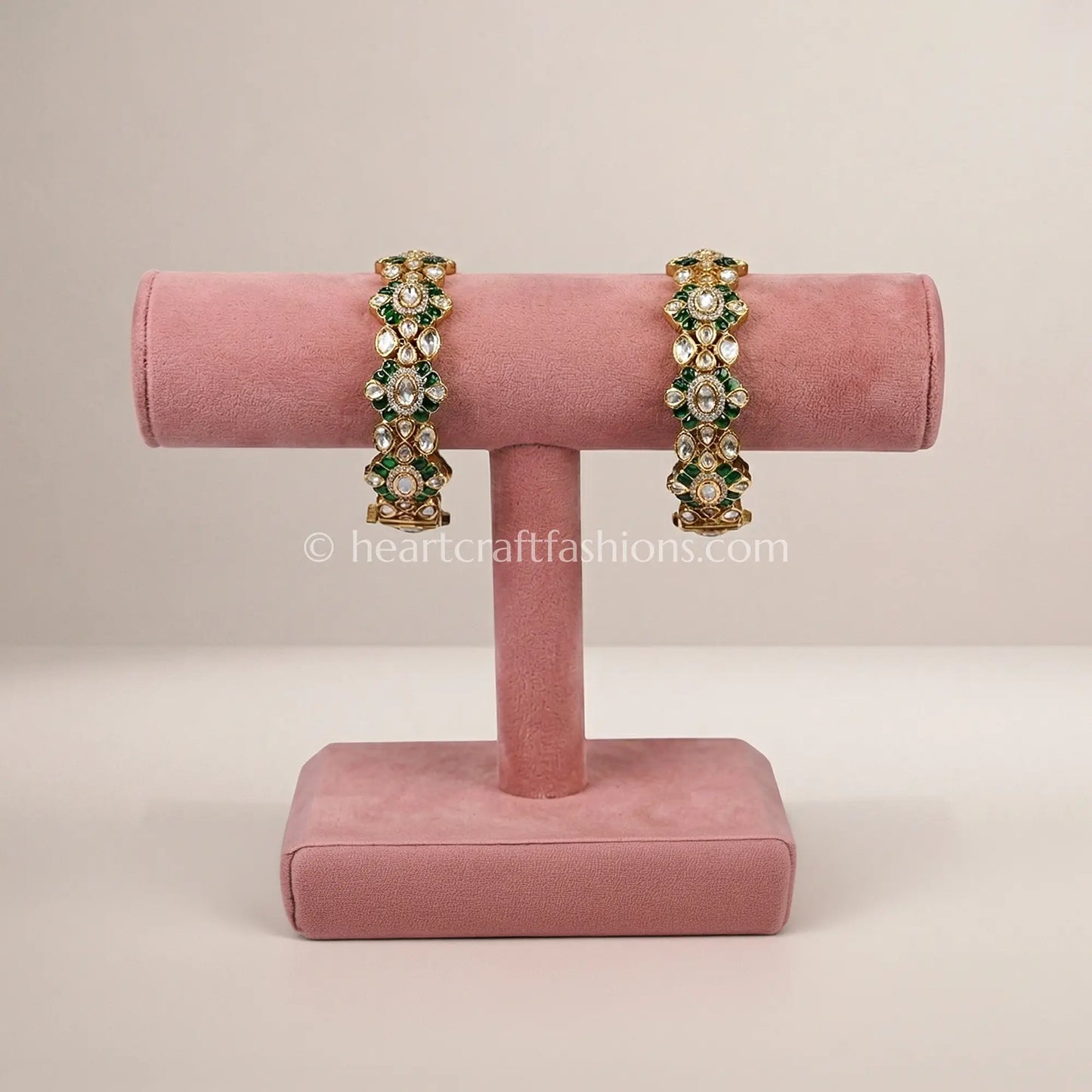 Emerald Sunehri Kundan Bangles