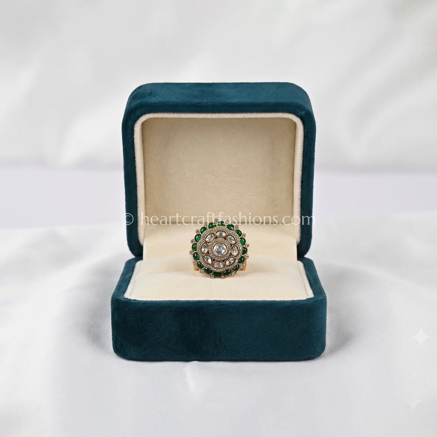 Sunehri Kundan Emerald Bloom Ring