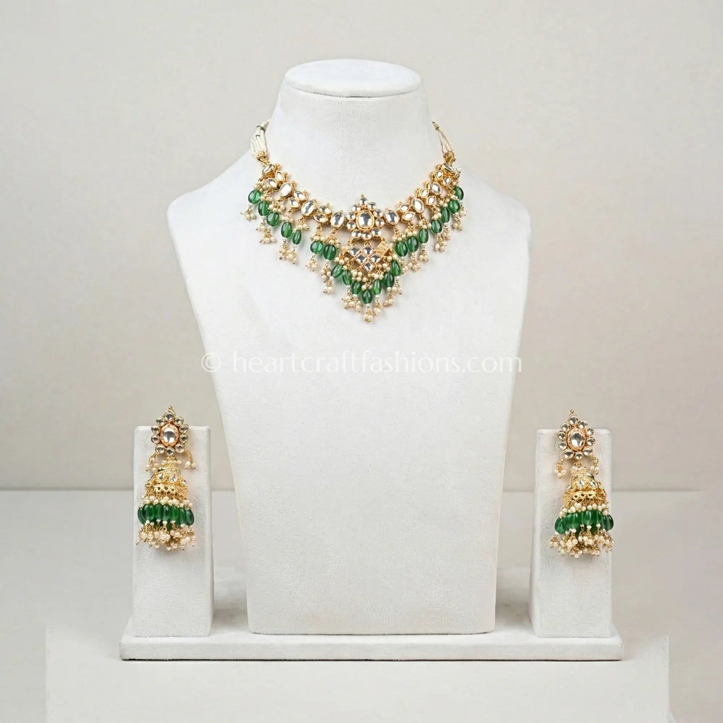 Varenya Royal Pachi Kundan Green Drop Set
