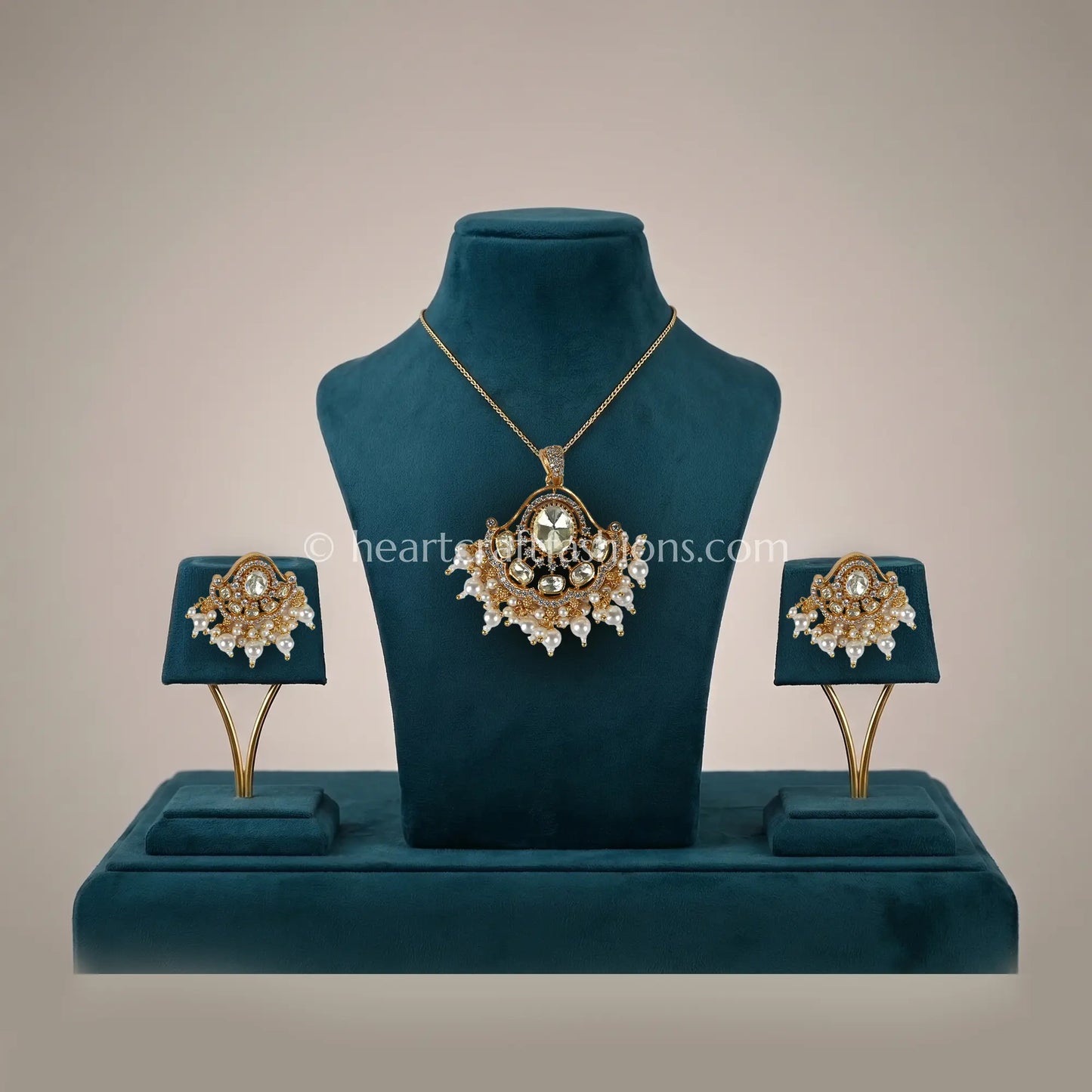 Chandrika Moissanite Polki Pendant Set