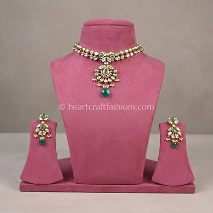 Avira AC Kundan Emerald Drop Choker