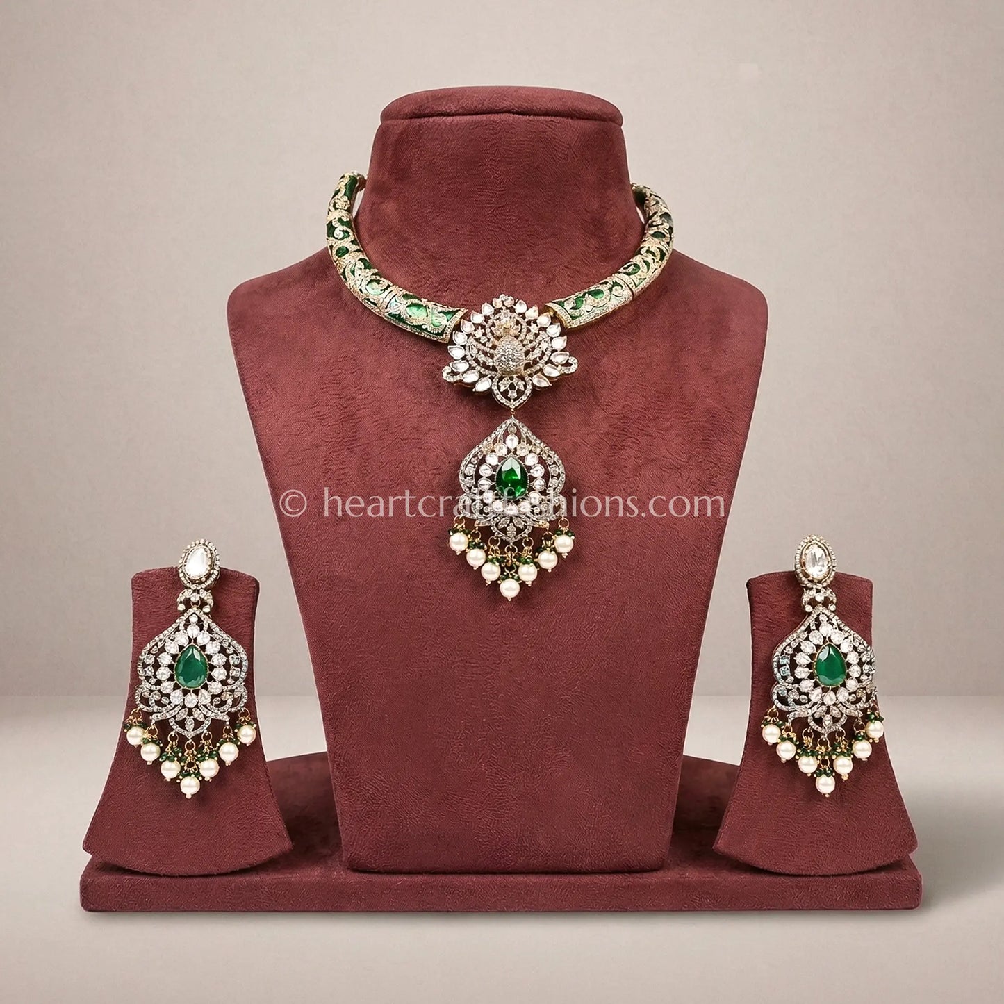 Emerald Green Moissanite Meenakari Hasli Pendant Set