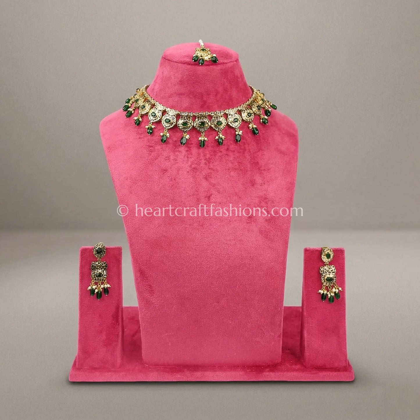Ahmedabadi Kundan Emerald Drop Royal Choker Set
