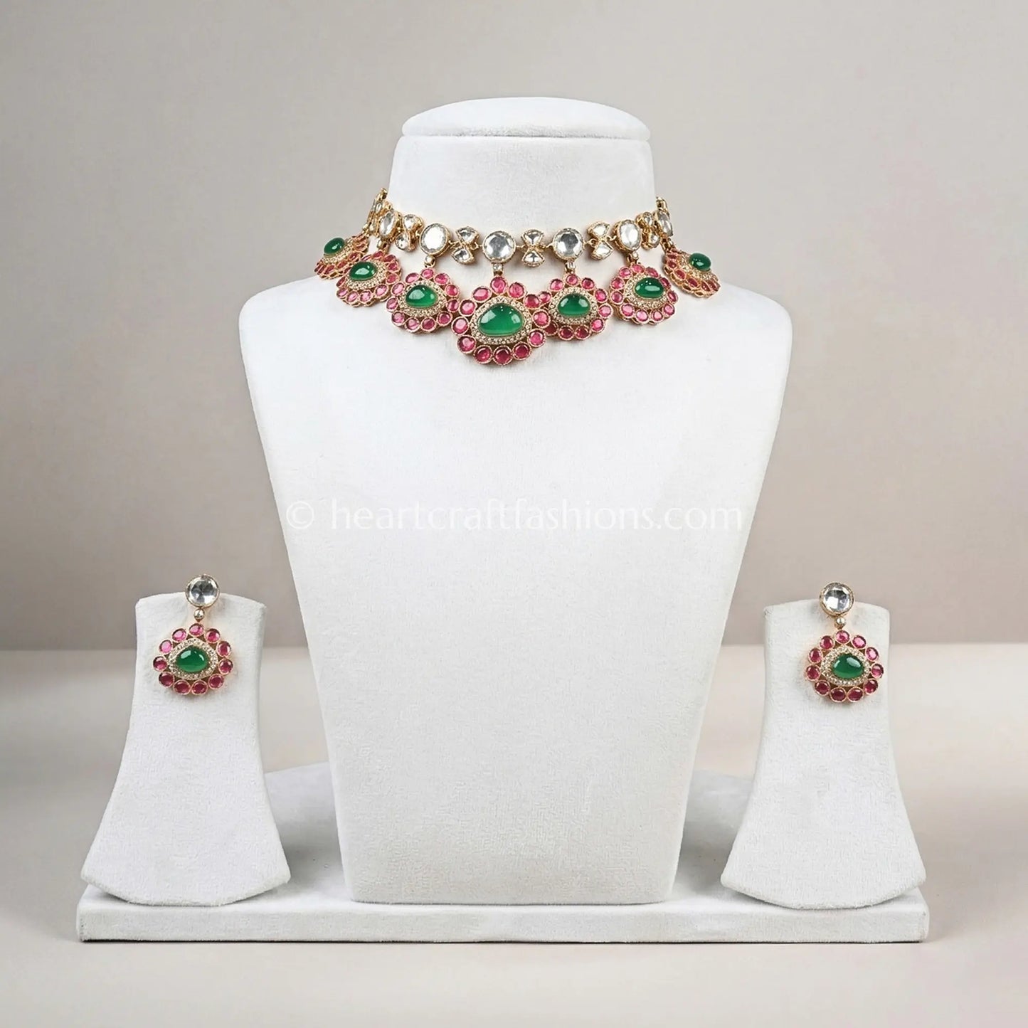 Amrapali Green Doublet Classic Choker Haar