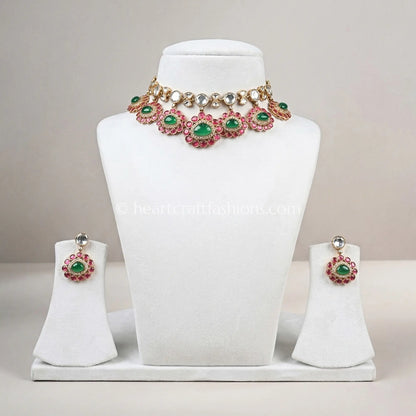 Amrapali Green Doublet Classic Choker Haar