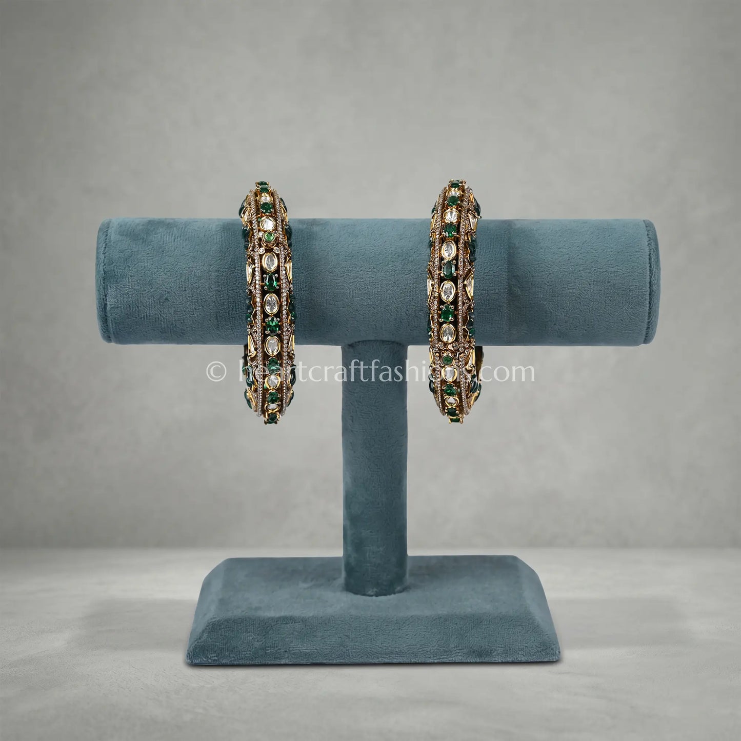 Emerald Royal Sunehri Kundan Sleek Bangles