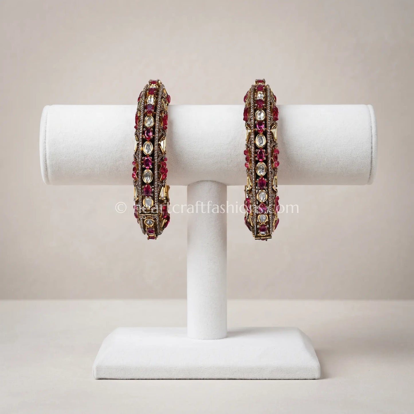 Ruby Royal Sunehri Kundan Sleek Bangles