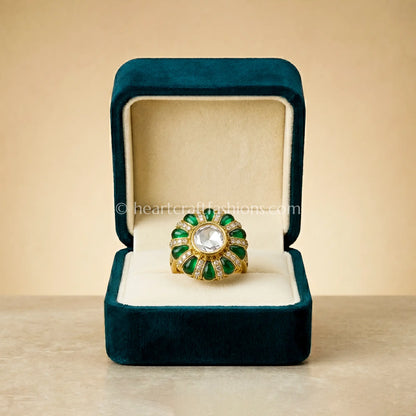 Pannaratna Sunehri Kundan Ring