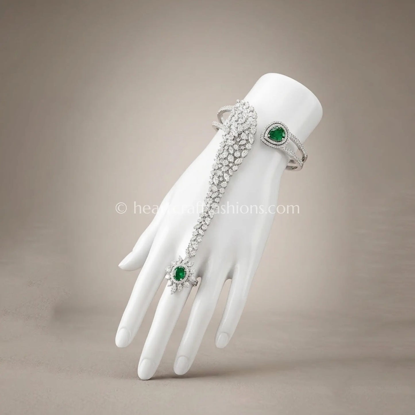 Emerald Teardrop & Lattice Hathphool (Hand Harness)