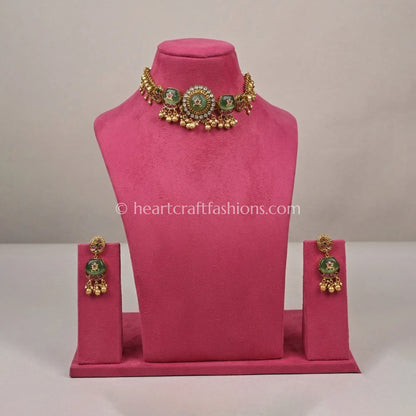Heritage Green Choker Set