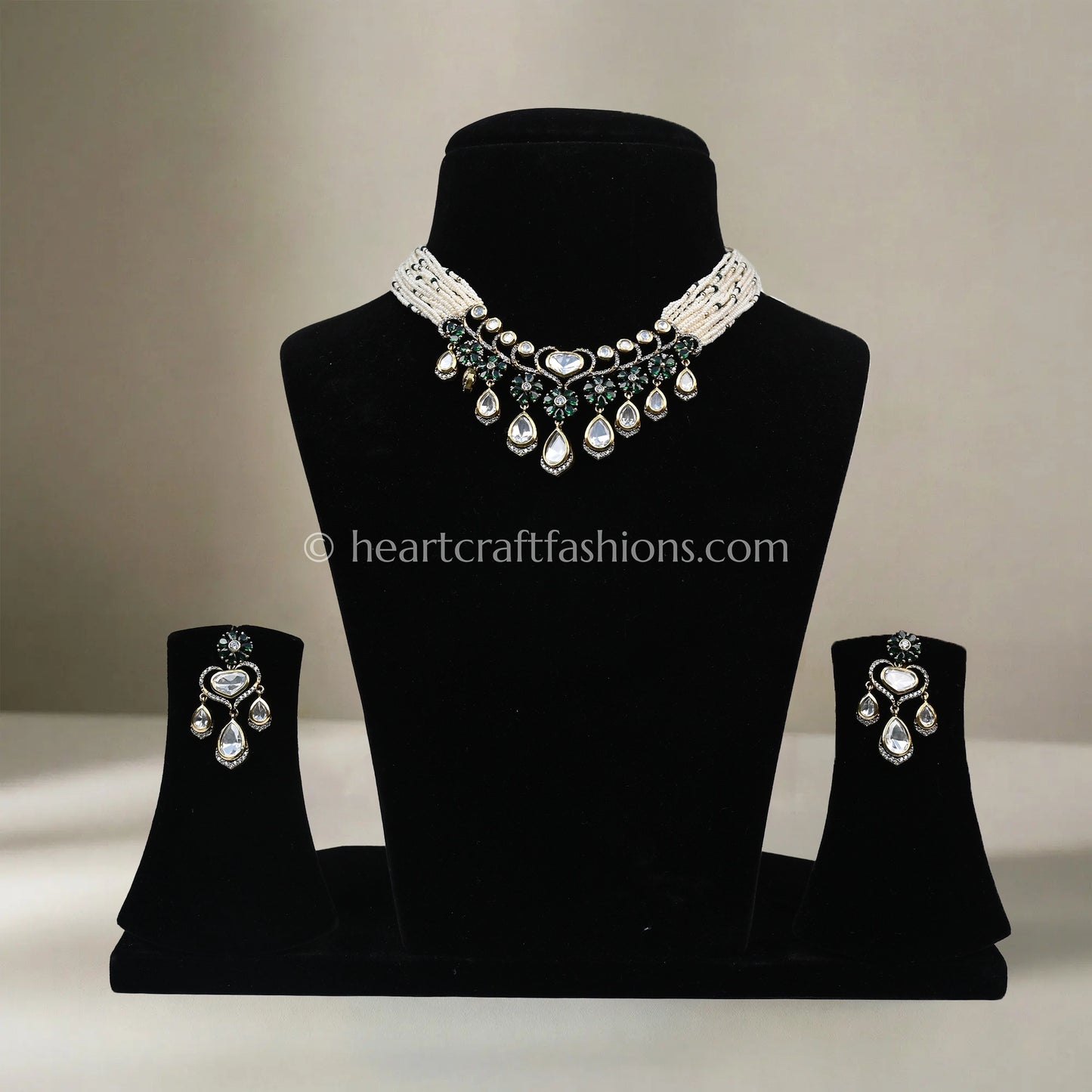 Sunehri Kundan Emerald Pearl Teardrop Set