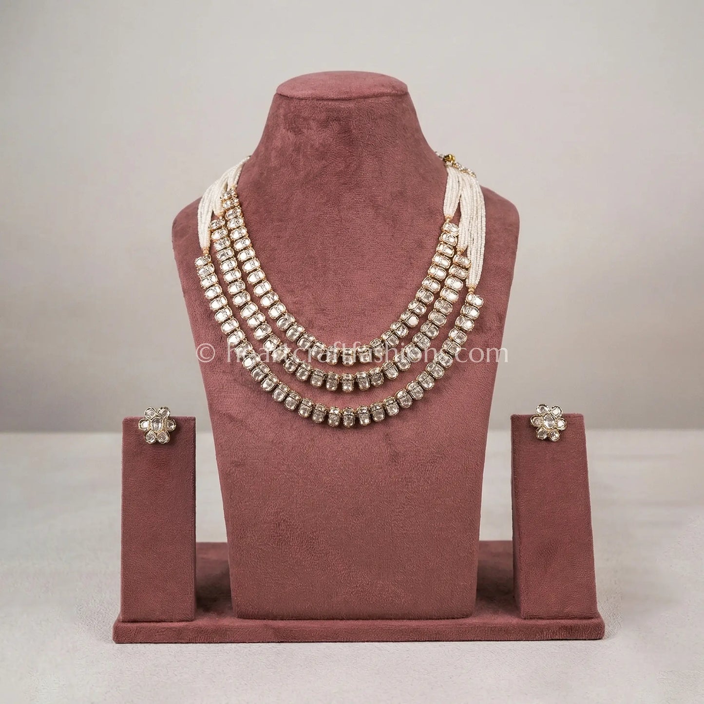 Chaandrekha Sunehri Kundan Layered Haar