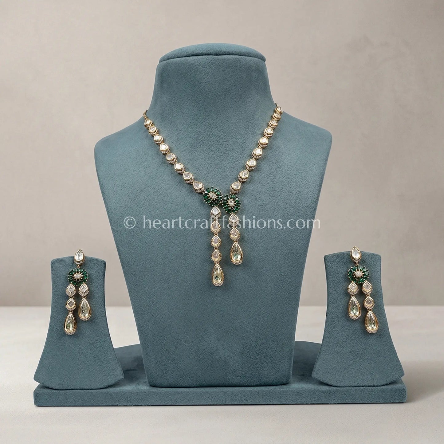Sunehri Kundan Emerald Droplet Long Set