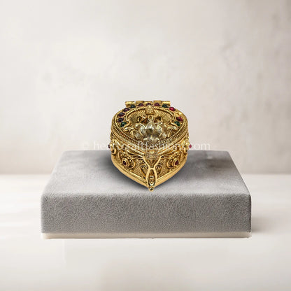 Lotus Divine Heart Sindoor Box