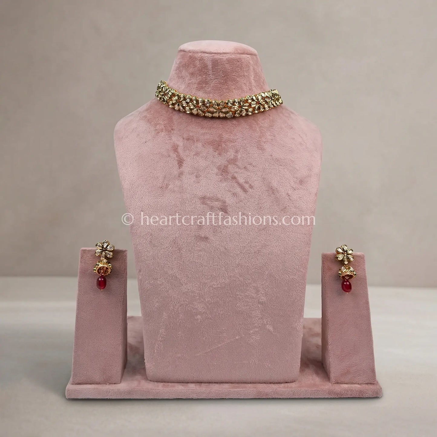 AC Kundan Floral Drop Choker Set