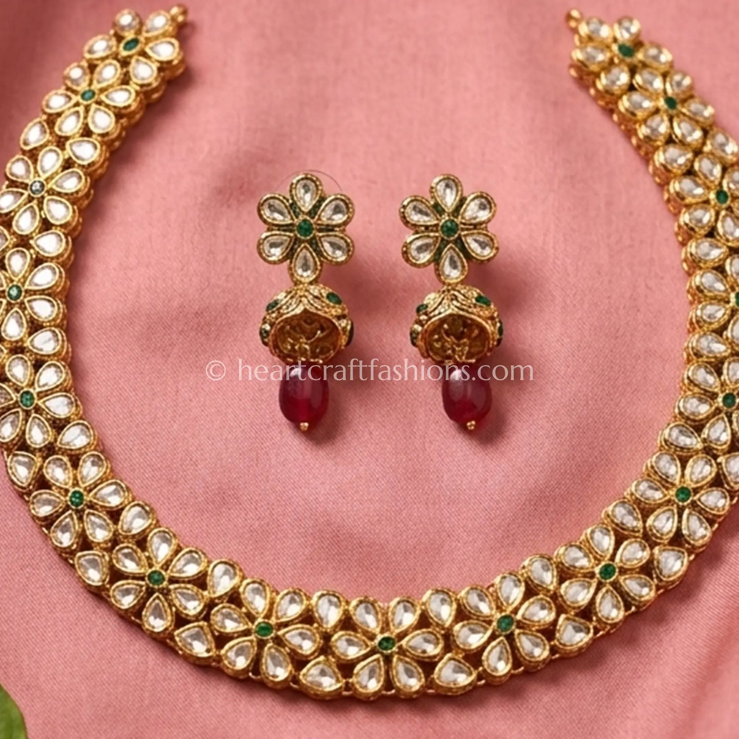 AC Kundan Floral Drop Choker Set