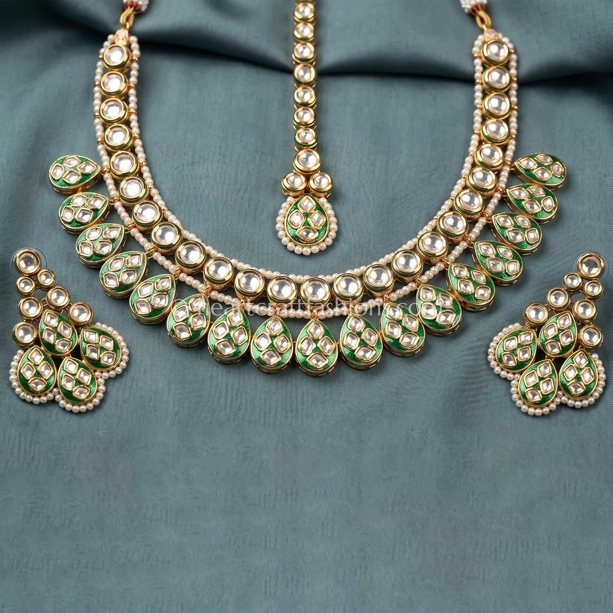 AC Kundan Pista Leaf Royal Choker Set