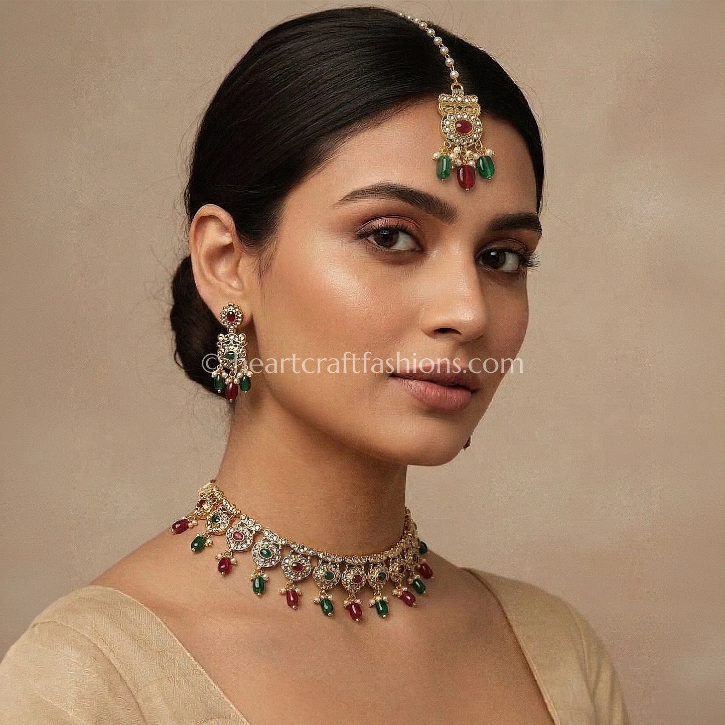 Ahmedabadi Kundan Navrang Drop Royal Choker