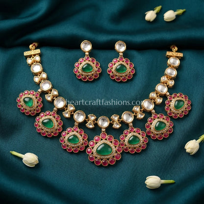 Amrapali Green Doublet Classic Choker Haar