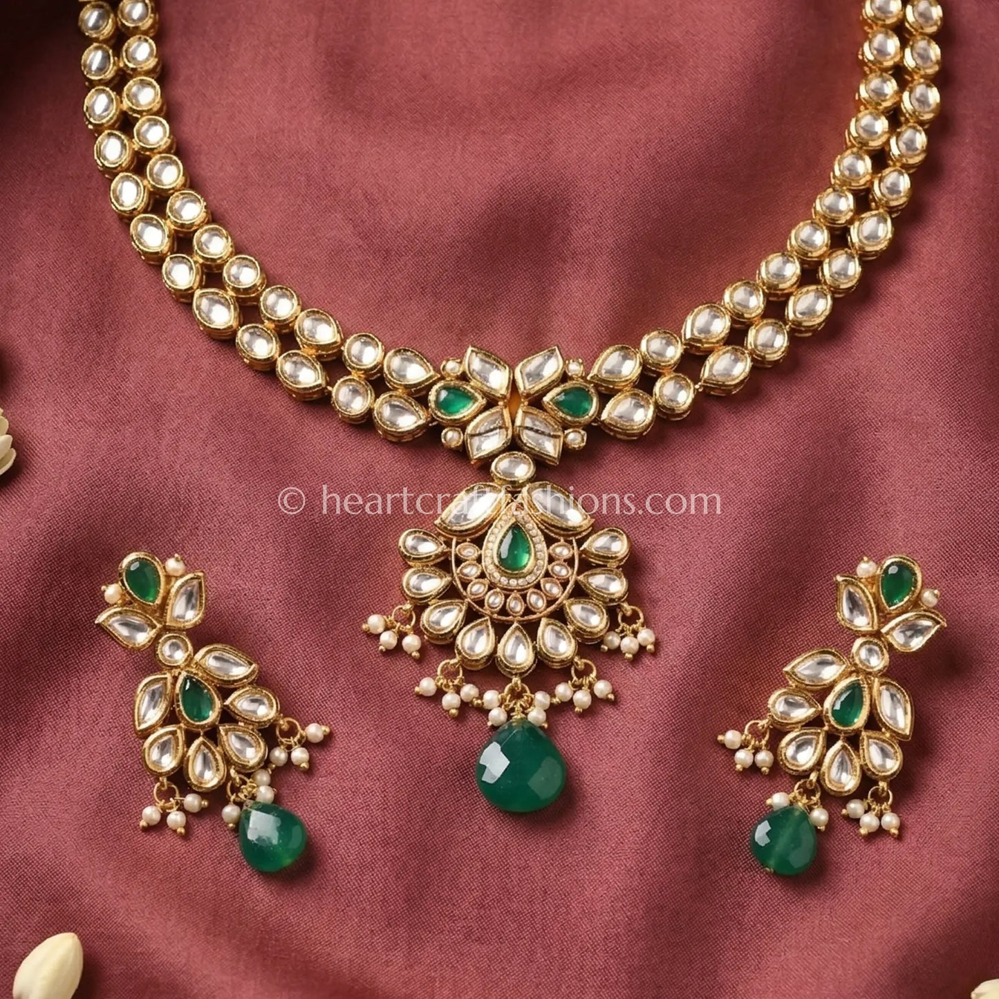 Avira AC Kundan Emerald Drop Choker